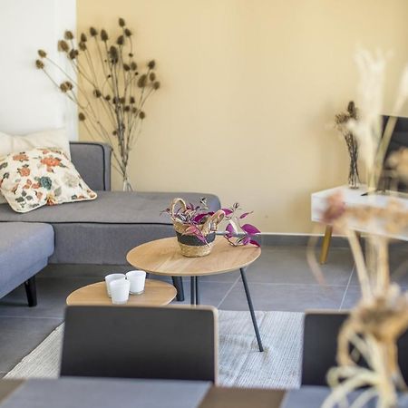 Delightful Family Apartment At Only 50 Meters From The Beach / Panne A Cote De Panne Kültér fotó