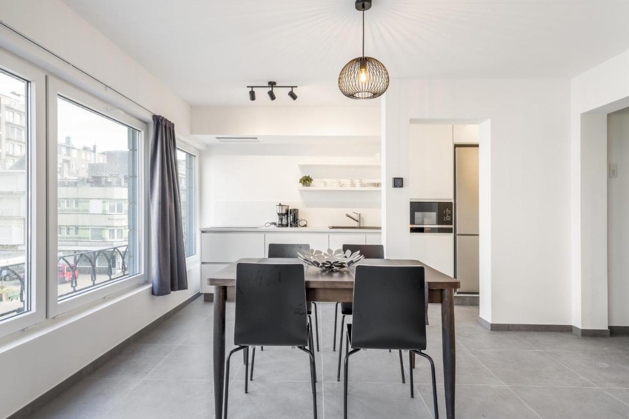 Delightful Family Apartment At Only 50 Meters From The Beach / Panne A Cote De Panne Kültér fotó